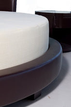 Load image into Gallery viewer, Round Memory Foam Mattress 87&quot;diameter.